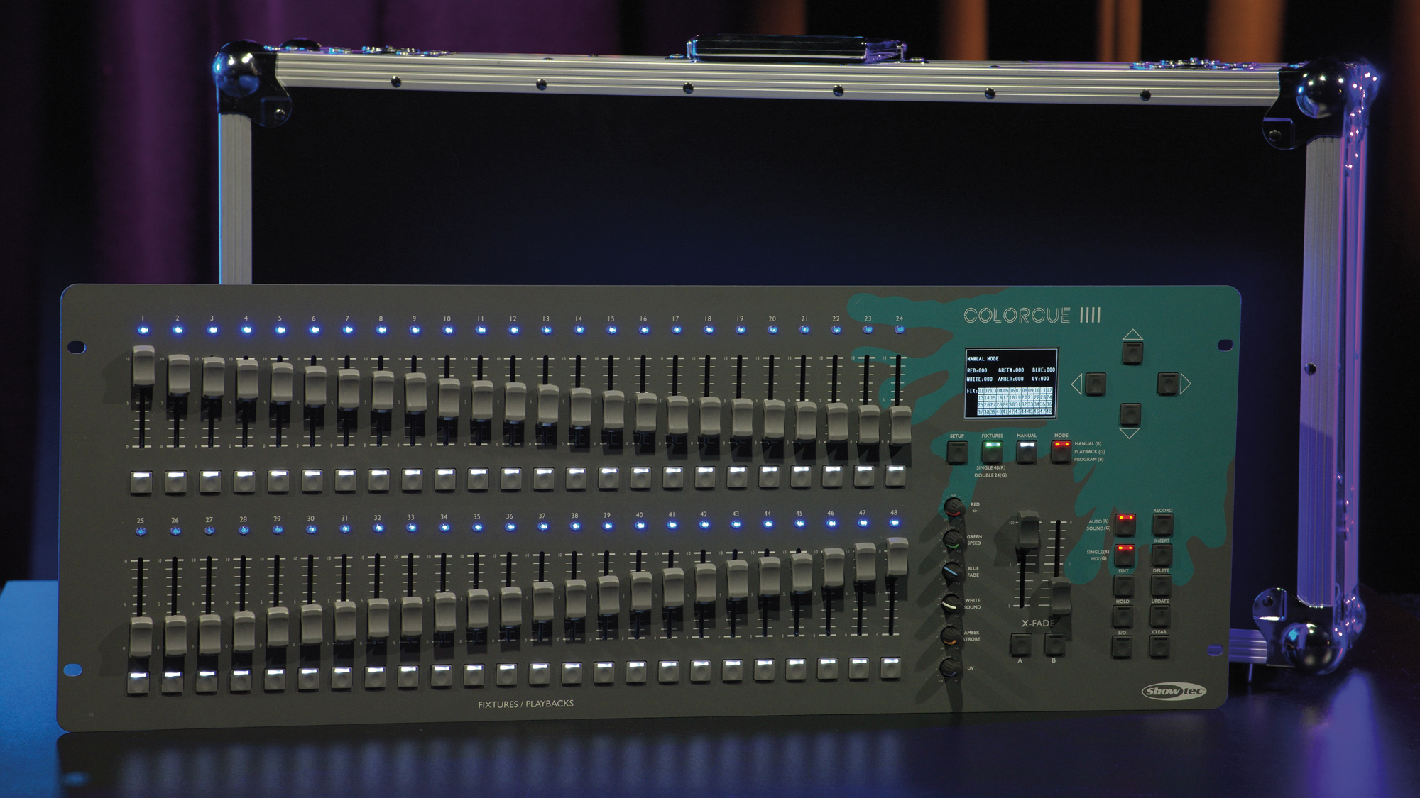 ColorCue 4 Intelligent 48-fader, 6-colour LED Controller - Showtec 50706