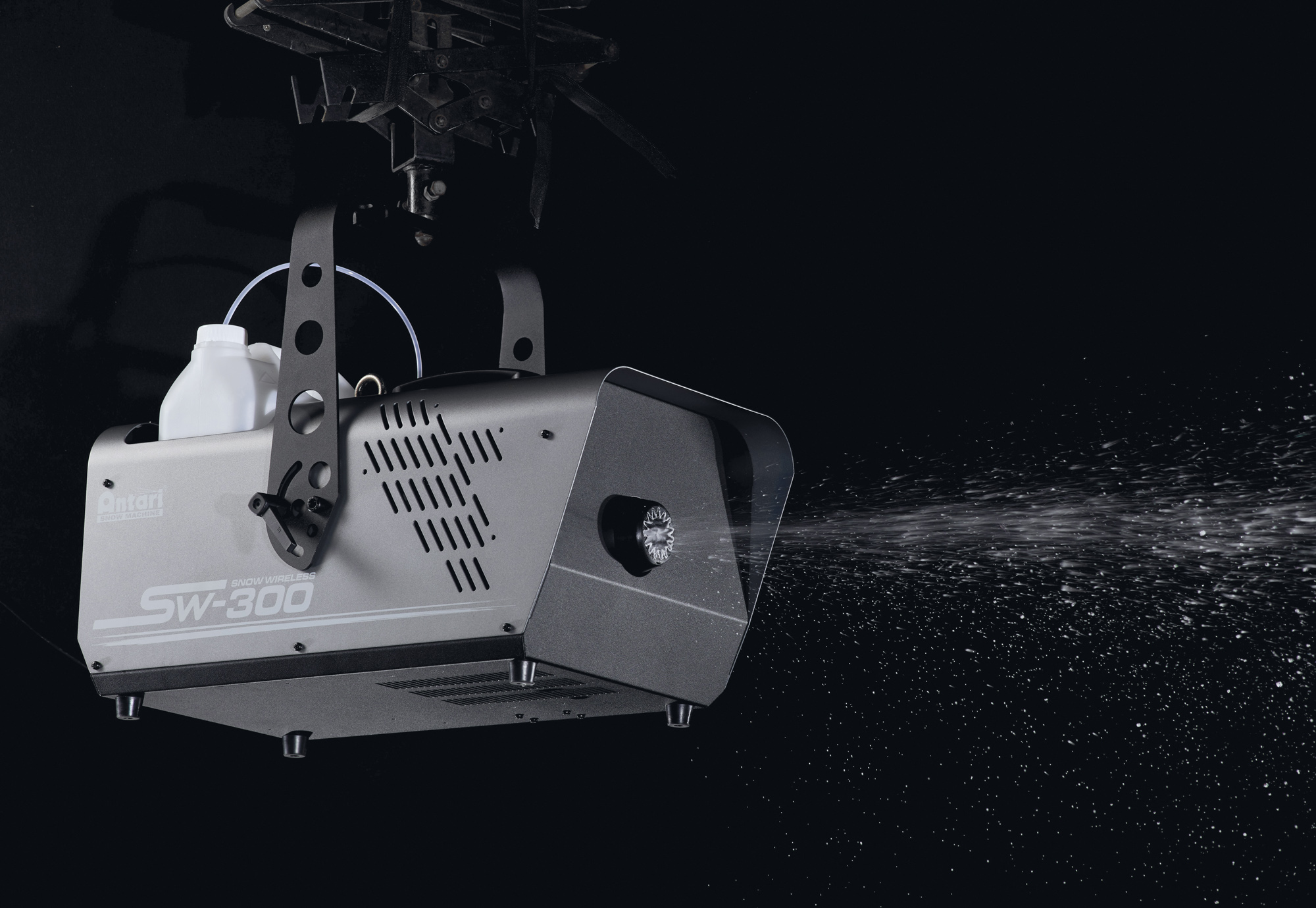 Macchina neve SW-300 880W 280ml/min DMX wireless fiocco regolabile - Antari 60806
