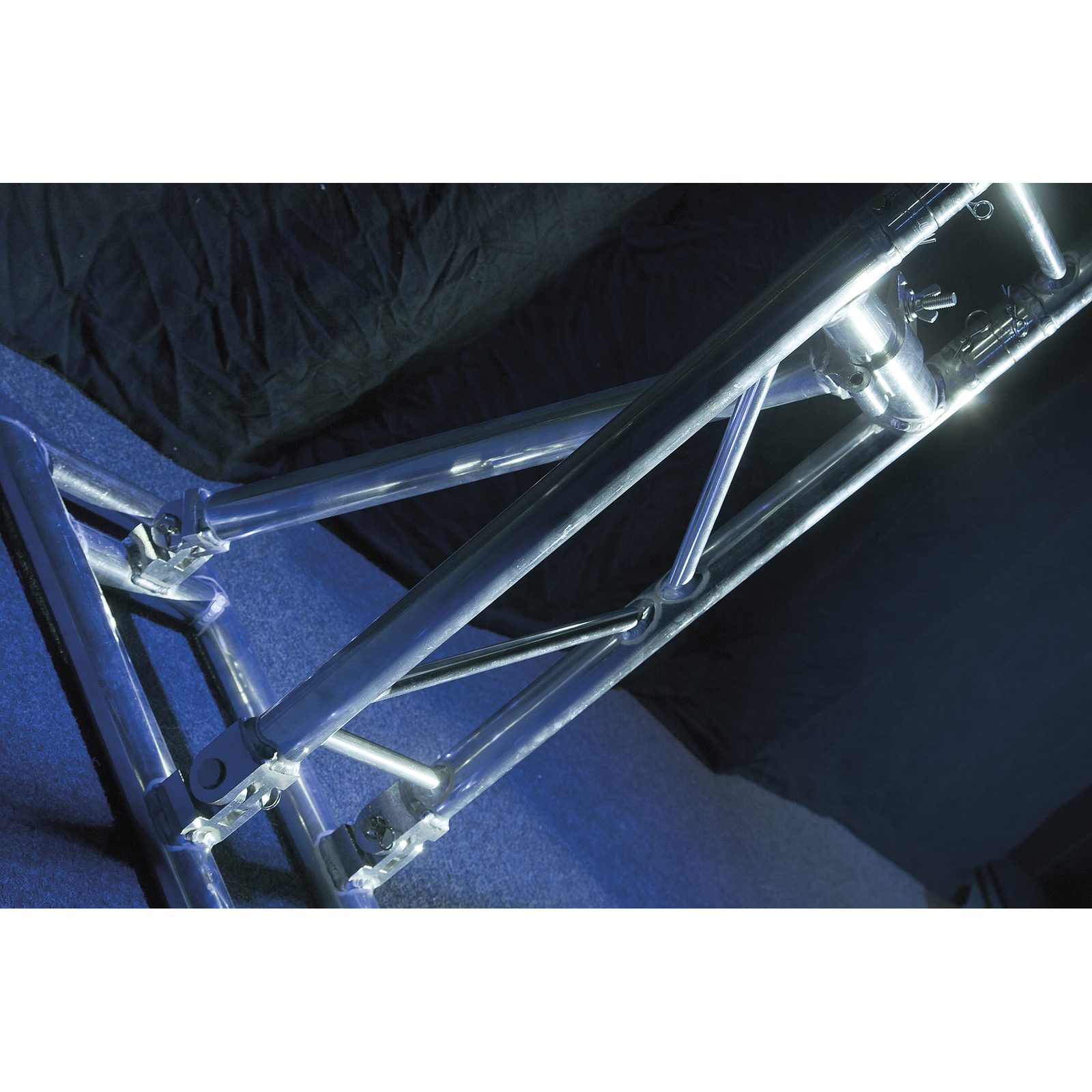 Supporto Traliccio DJ Mobile, 8 pezzi, 3,6x2,6 m, 50 mm, 80 kg - Showgear 70148