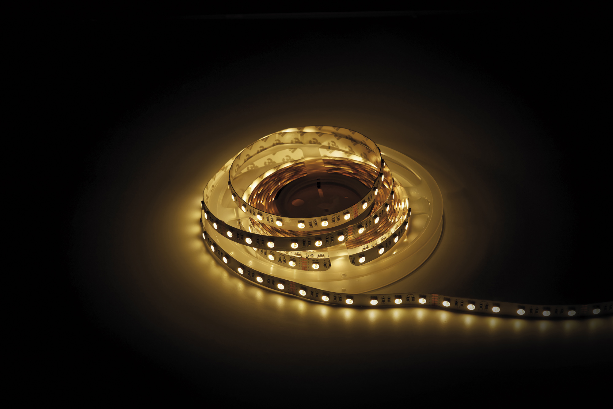 Striscia LED RGBW Havana Ribbon 5m 2200K 60 LED/m IP20 - Artecta A0852017