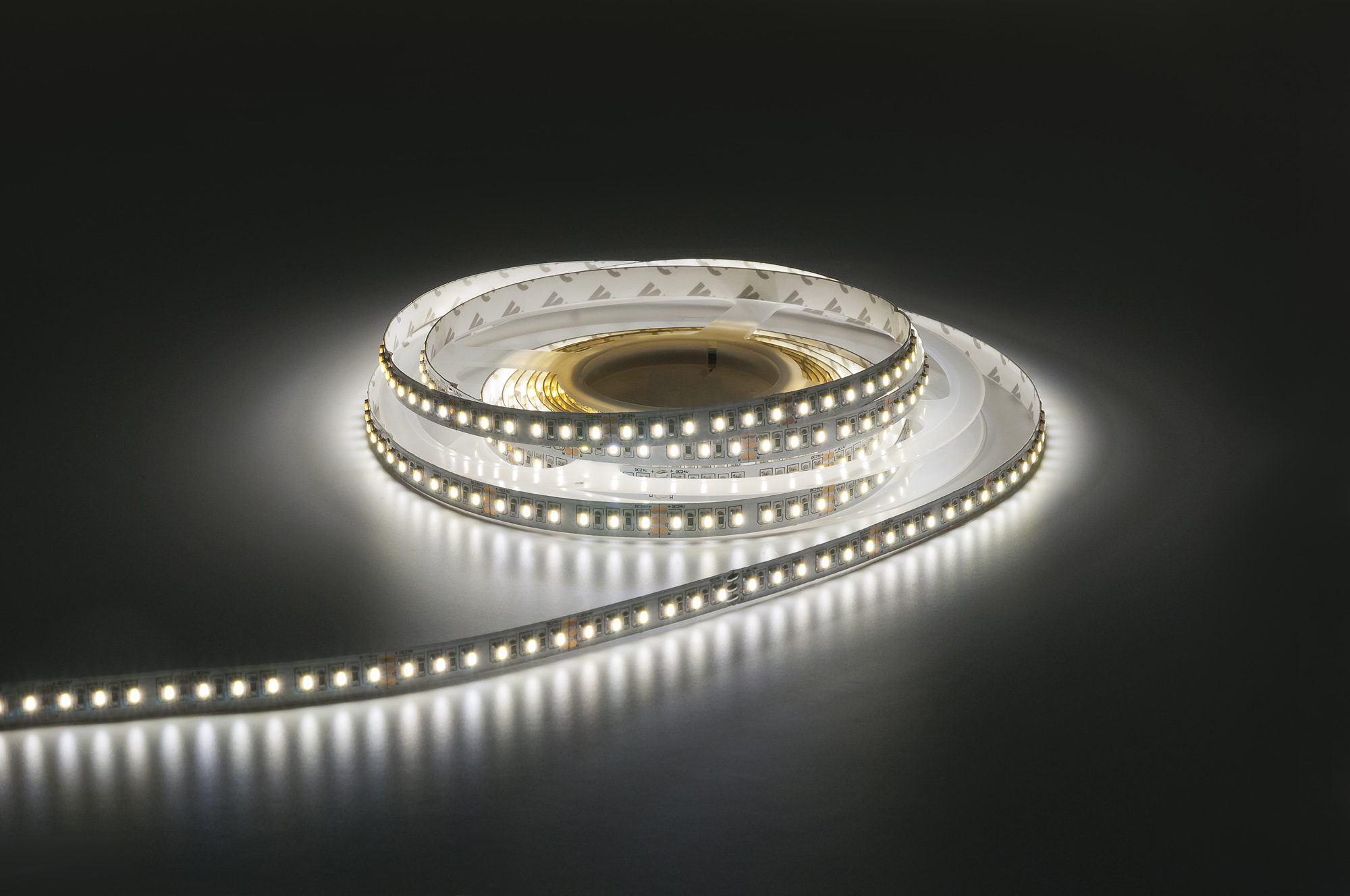 Striscia LED Havana Ribbon Tuneable White 2200-6000K IP20 120LED/m - Artecta A0852350