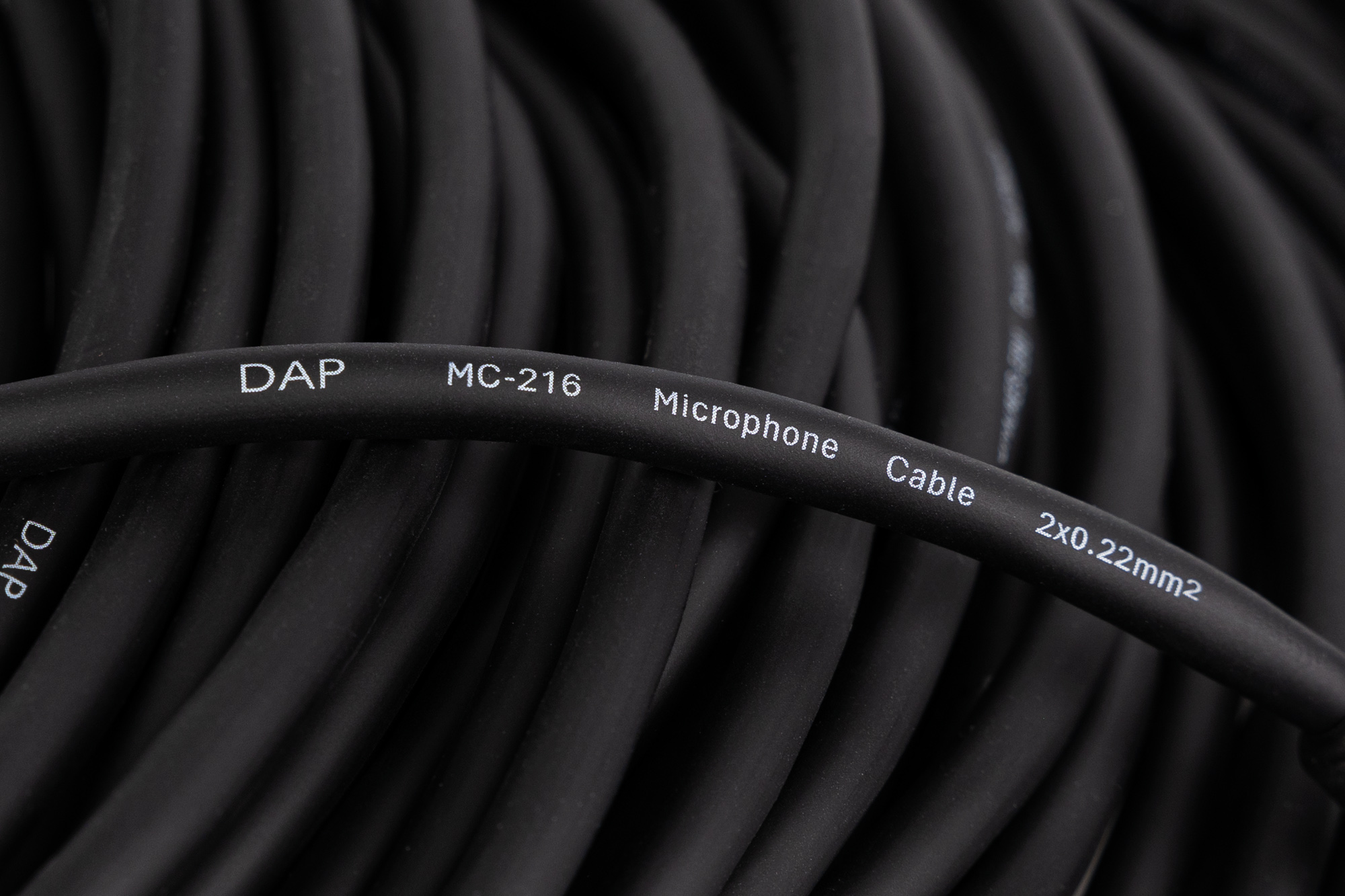 Cavo microfono/linea bilanciato XLR M/F 3P Neutrik serie NC3-BAG 15m - DAP FLN0115